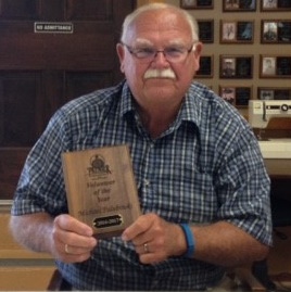 One of our volunteers, Mike Palubinski, received a Volunteer of the Year award from Premiere Rehabilitation and Skilled Nursing. Mike is an activity aid and enjoys helping the residents. We couldn't think of a better recipient. CONGRATS Mike!!